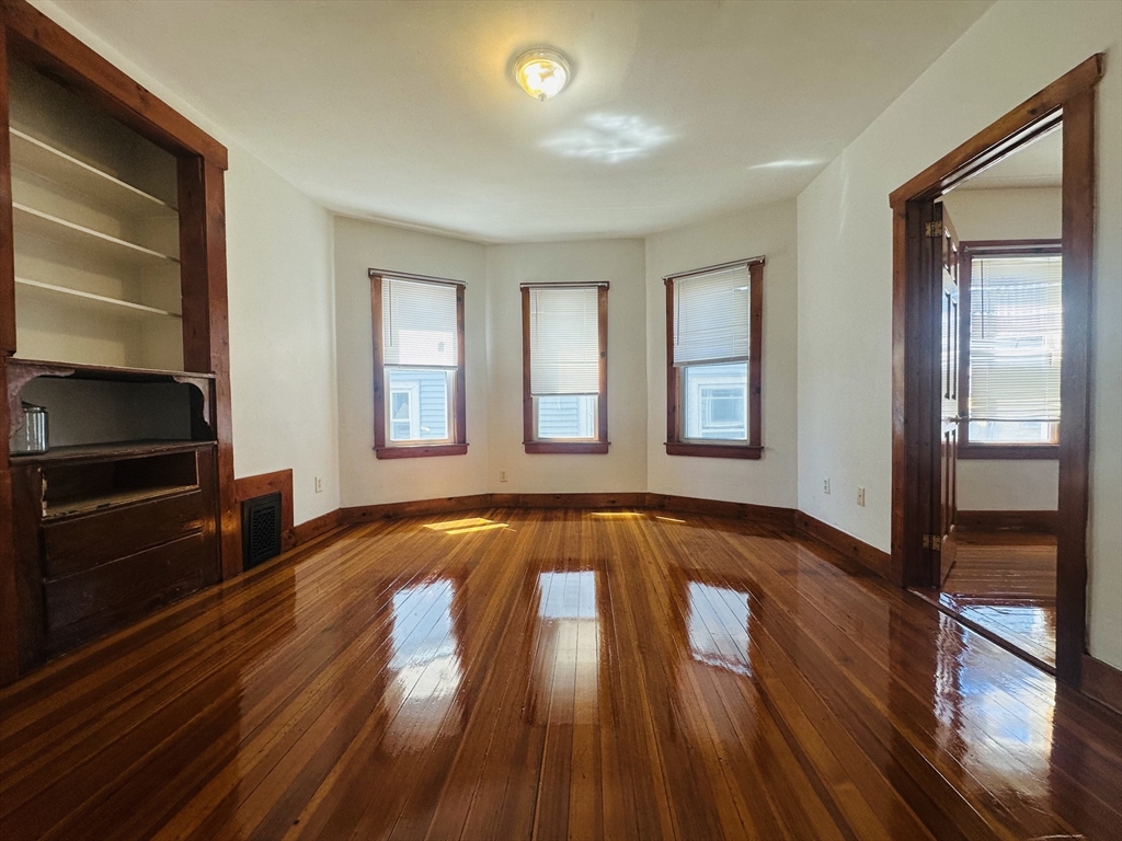 46 Speedwell Street, Unit 2 Boston, MA 02122 - Photo 3 of 8
