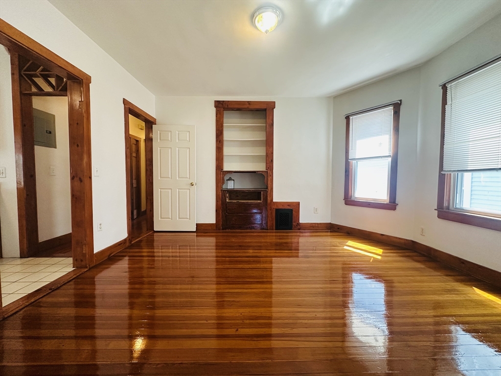 46 Speedwell Street, Unit 2 Boston, MA 02122 - Photo 4 of 8