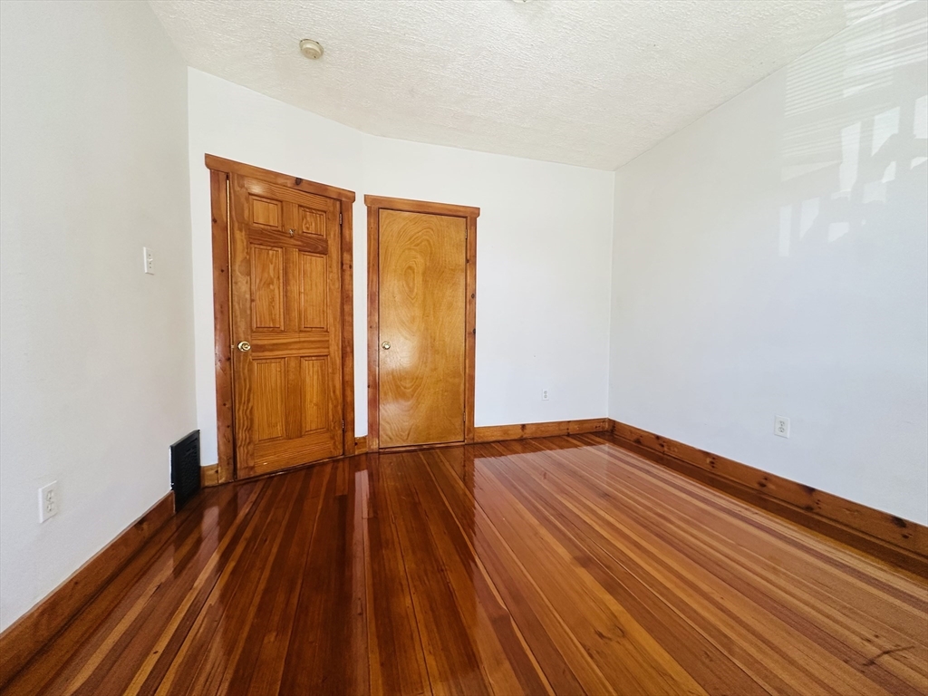 46 Speedwell Street, Unit 2 Boston, MA 02122 - Photo 6 of 8