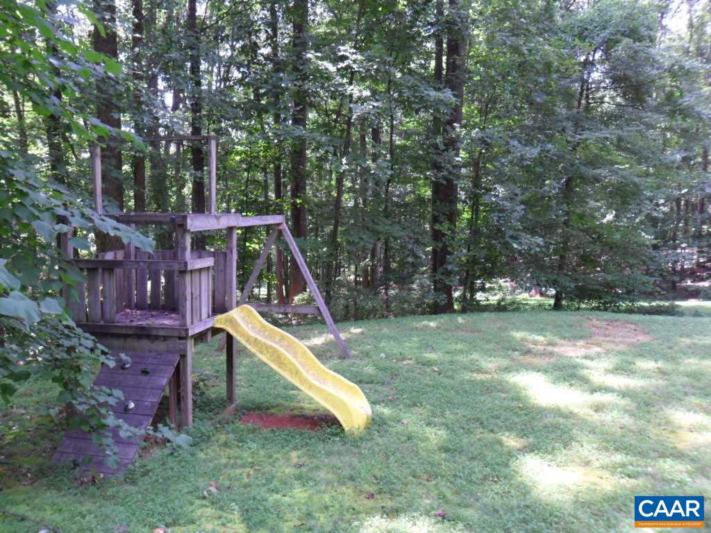 435 David Road Charlottesville, VA 22902 - Photo 34 of 38 Gallery Image 34