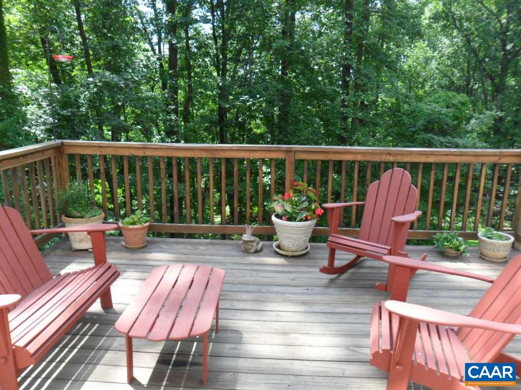 435 David Road Charlottesville, VA 22902 - Photo 5 of 38 Gallery Image 5