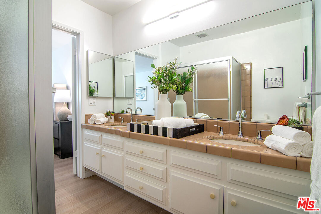 10725 Ohio Avenue, Unit 204 Los Angeles, CA 90024 - Photo 15 of 19