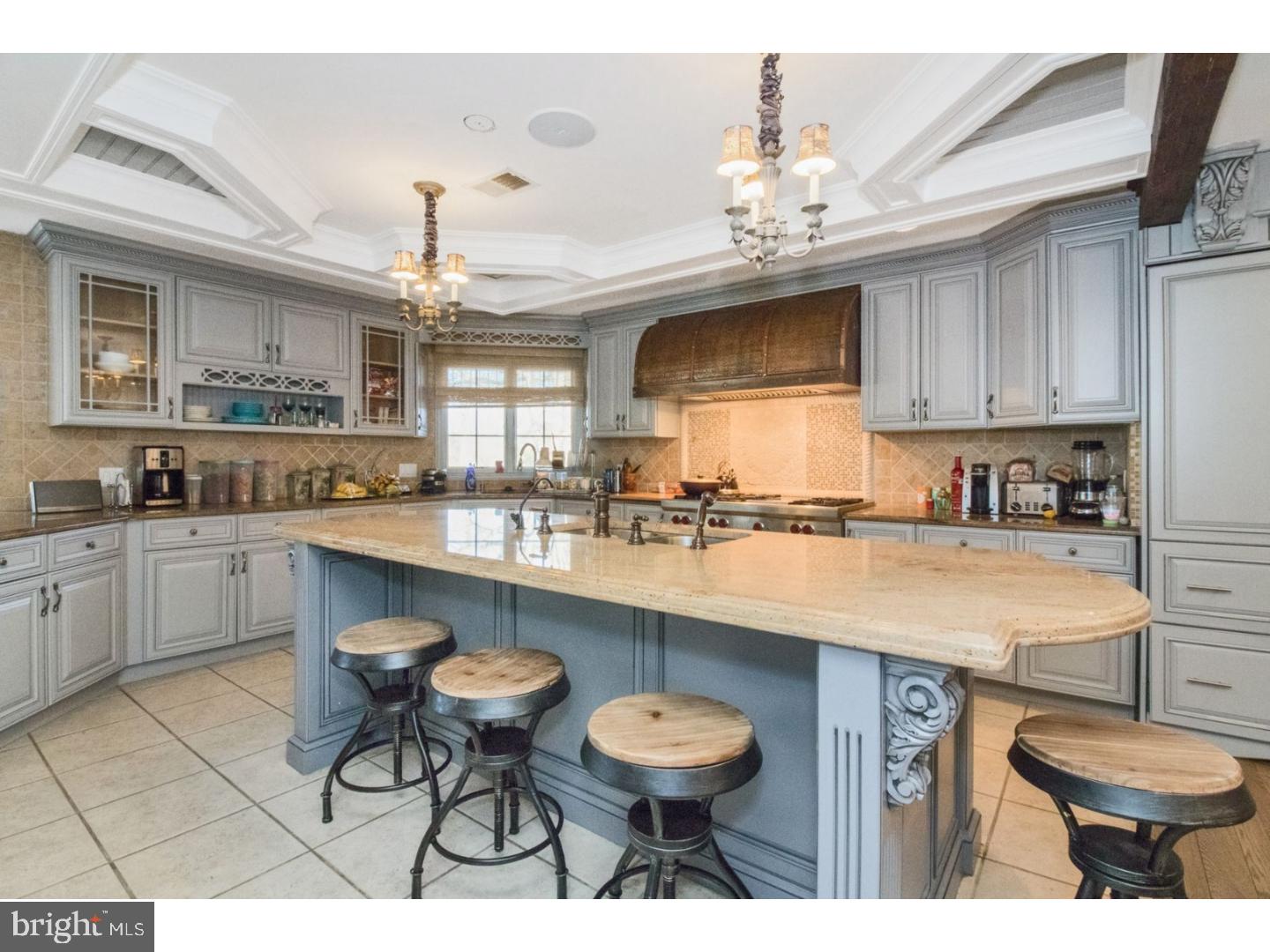 414 Millstone Road Clarksburg, NJ 08510 - Photo 9 of 25