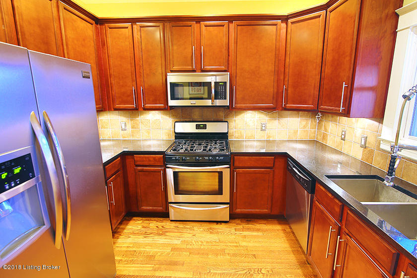 839 Reading Road Louisville, KY 40217 - Photo 14 of 32 14