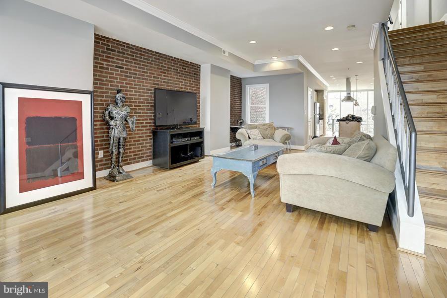 507 O Street Northwest, Unit 5 Washington, DC 20001 - Photo 2 of 22 Living Room