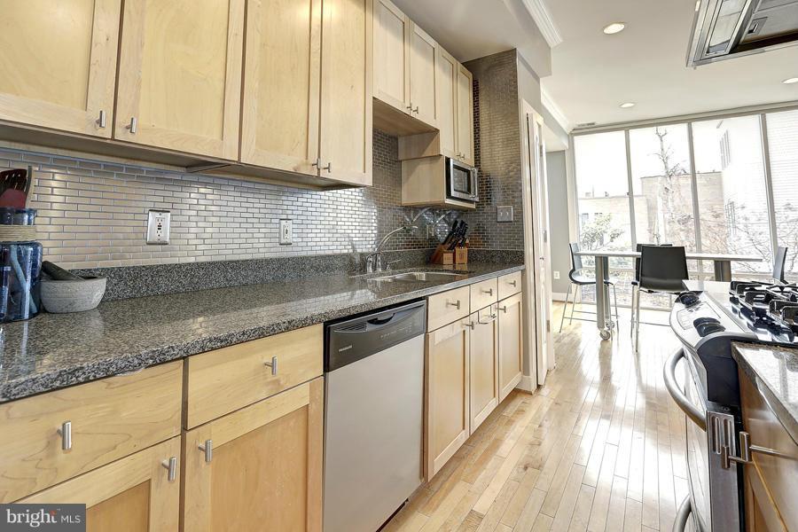 507 O Street Northwest, Unit 5 Washington, DC 20001 - Photo 5 of 22 Kitchen
