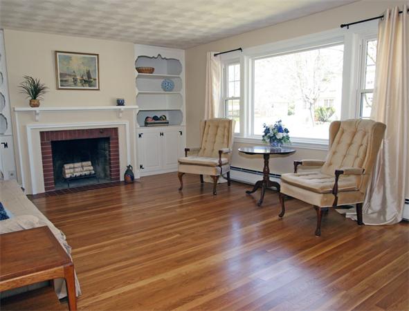 69 Postgate Road Hamilton, MA 01982 - Photo 3 of 14 Gallery Image 3