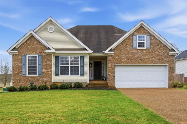 $435,000 | 1003 Persimmon Drive, Spring Hill, TN 37174