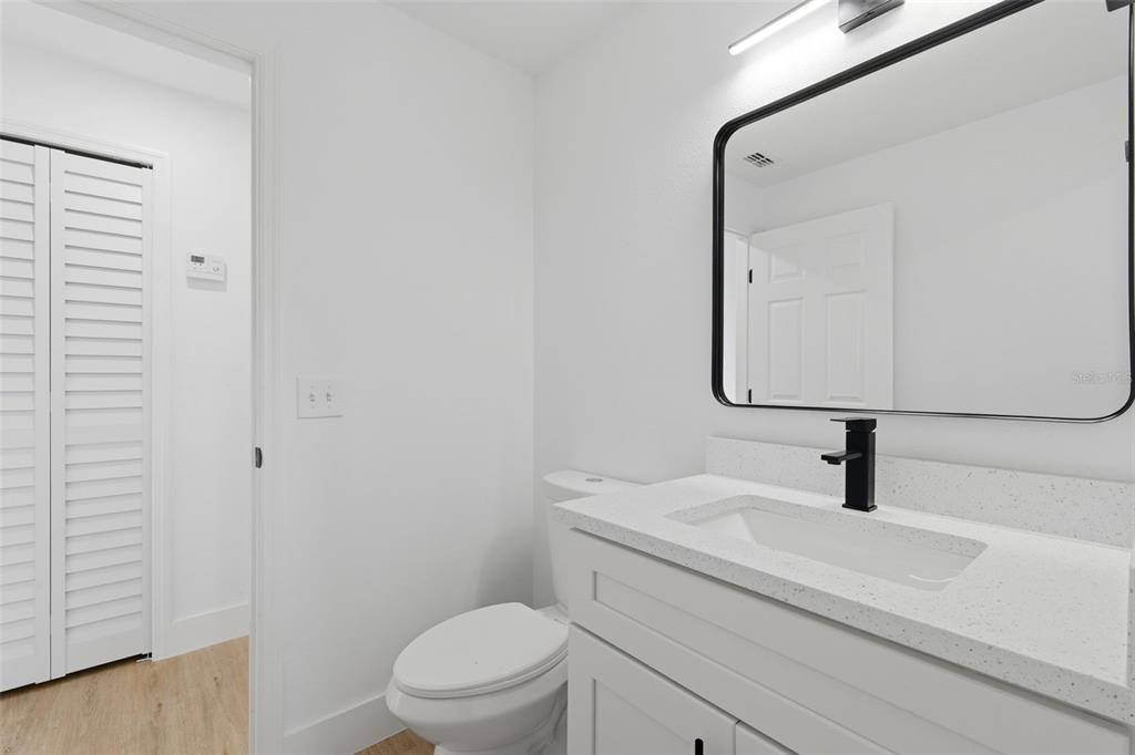 211 Benchor Road Northwest Palm Bay, FL 32907 - Photo 12 of 38