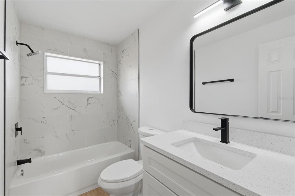 211 Benchor Road Northwest Palm Bay, FL 32907 - Photo 14 of 38