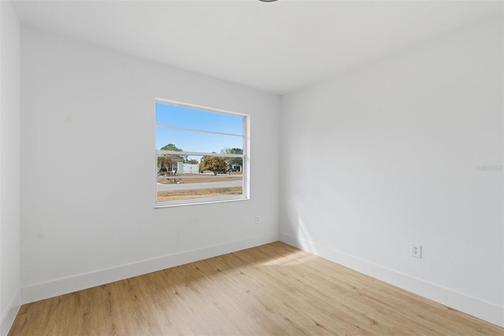 211 Benchor Road Northwest Palm Bay, FL 32907 - Photo 16 of 38