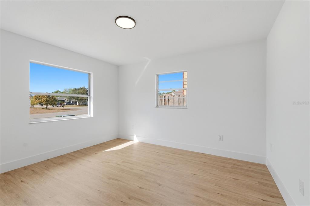 211 Benchor Road Northwest Palm Bay, FL 32907 - Photo 19 of 38