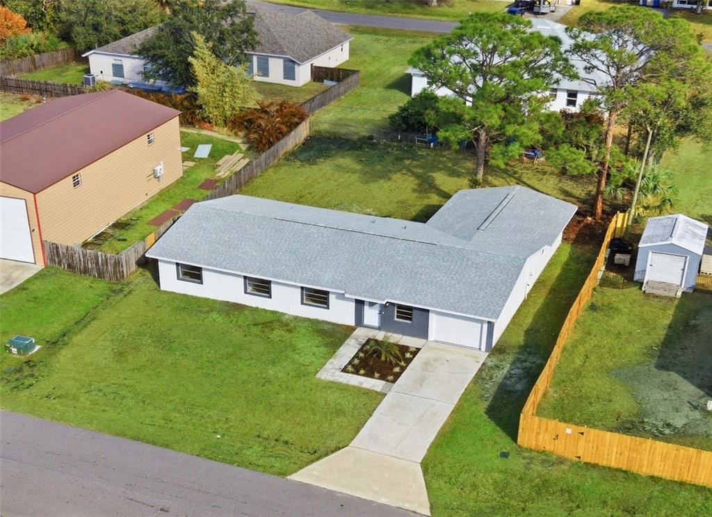 211 Benchor Road Northwest Palm Bay, FL 32907 - Photo 3 of 38