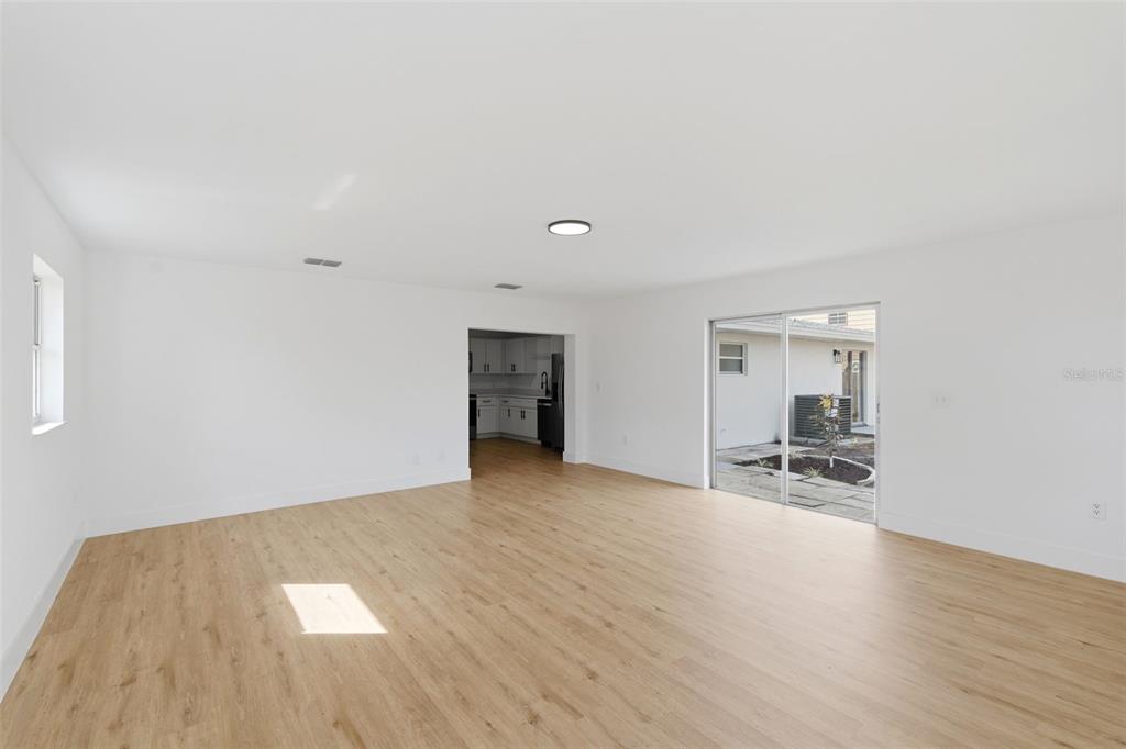 211 Benchor Road Northwest Palm Bay, FL 32907 - Photo 31 of 38