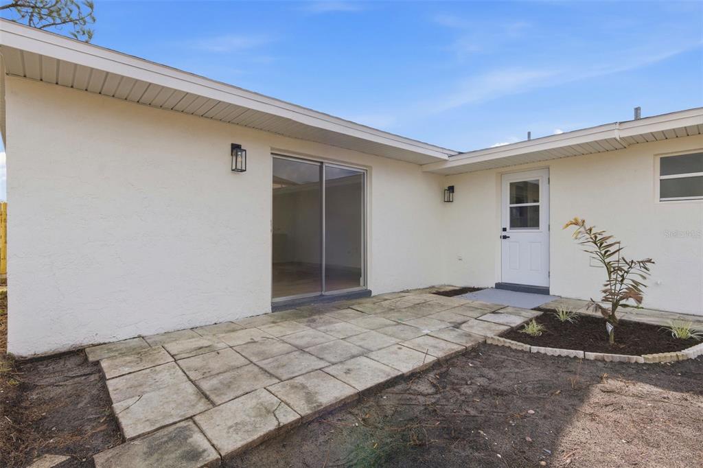 211 Benchor Road Northwest Palm Bay, FL 32907 - Photo 34 of 38