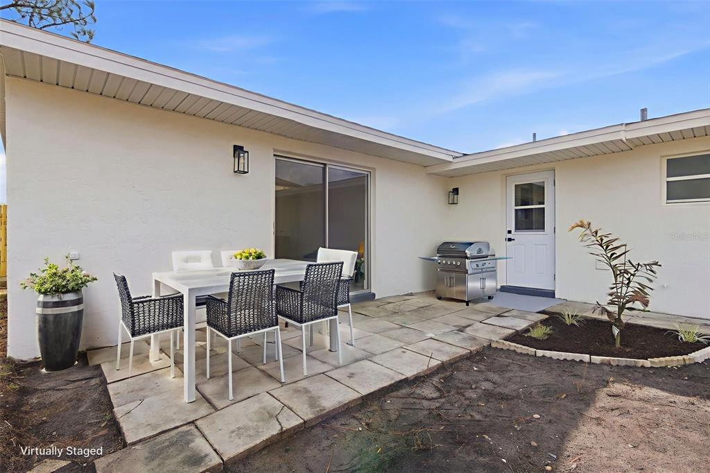 211 Benchor Road Northwest Palm Bay, FL 32907 - Photo 35 of 38