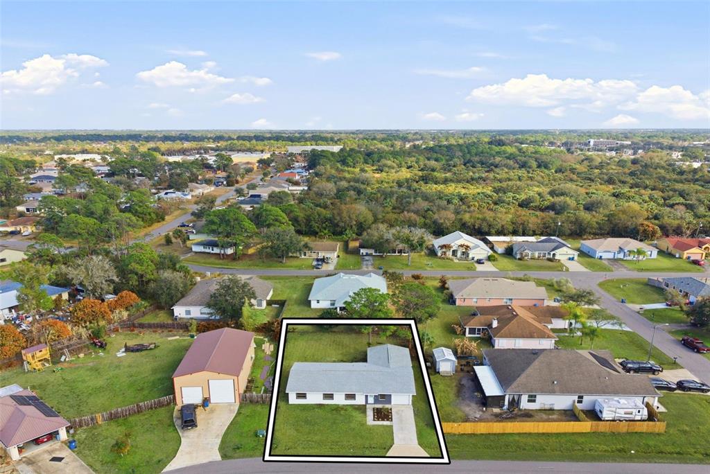 211 Benchor Road Northwest Palm Bay, FL 32907 - Photo 4 of 38