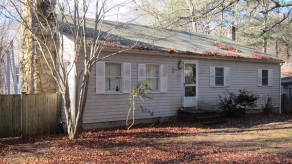 374 Point Road Marion, MA 02738 - Photo 3 of 4