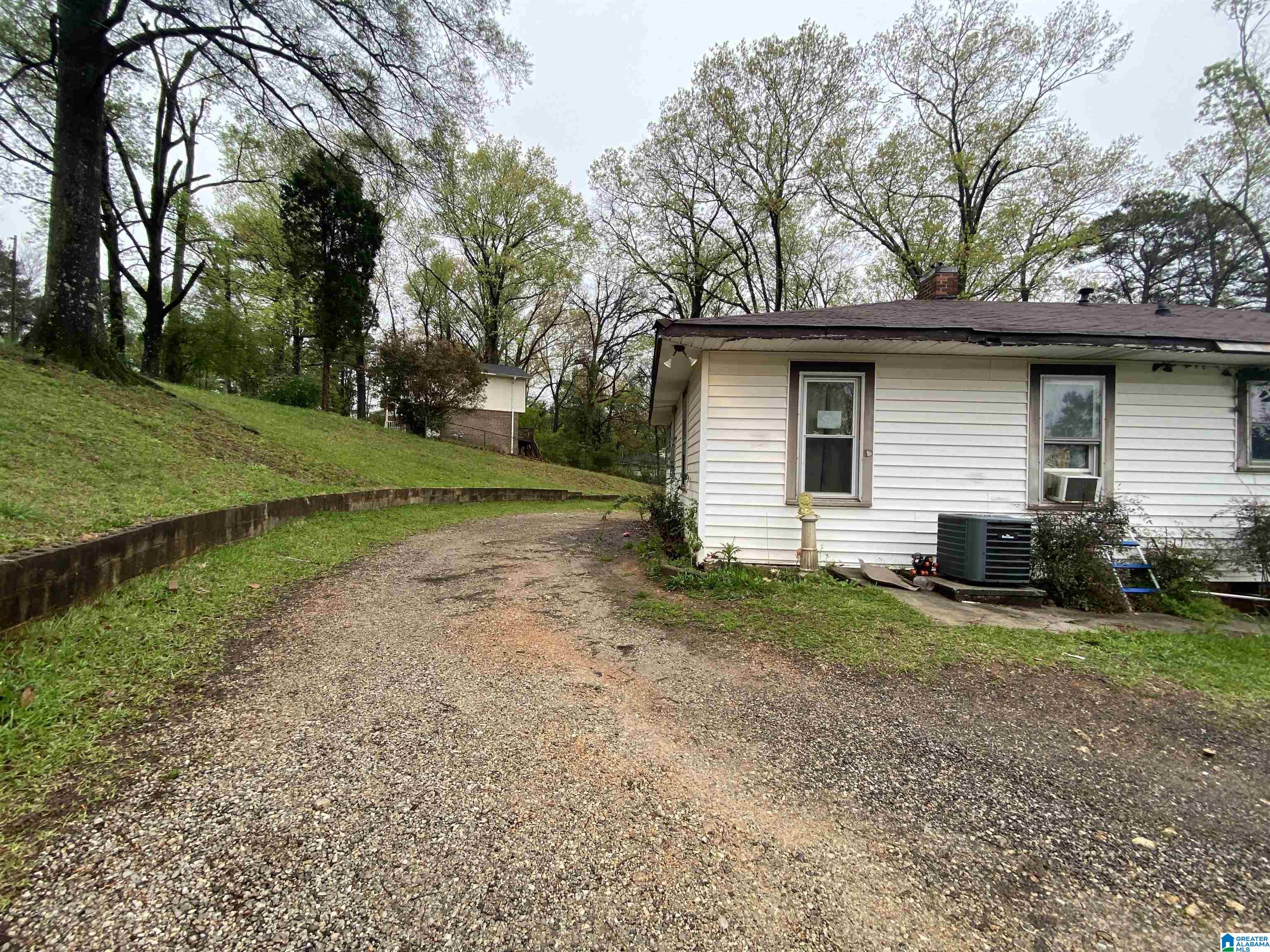 413 Jerry Drive Southwest Bessemer, AL 35022 - Photo 10 of 33