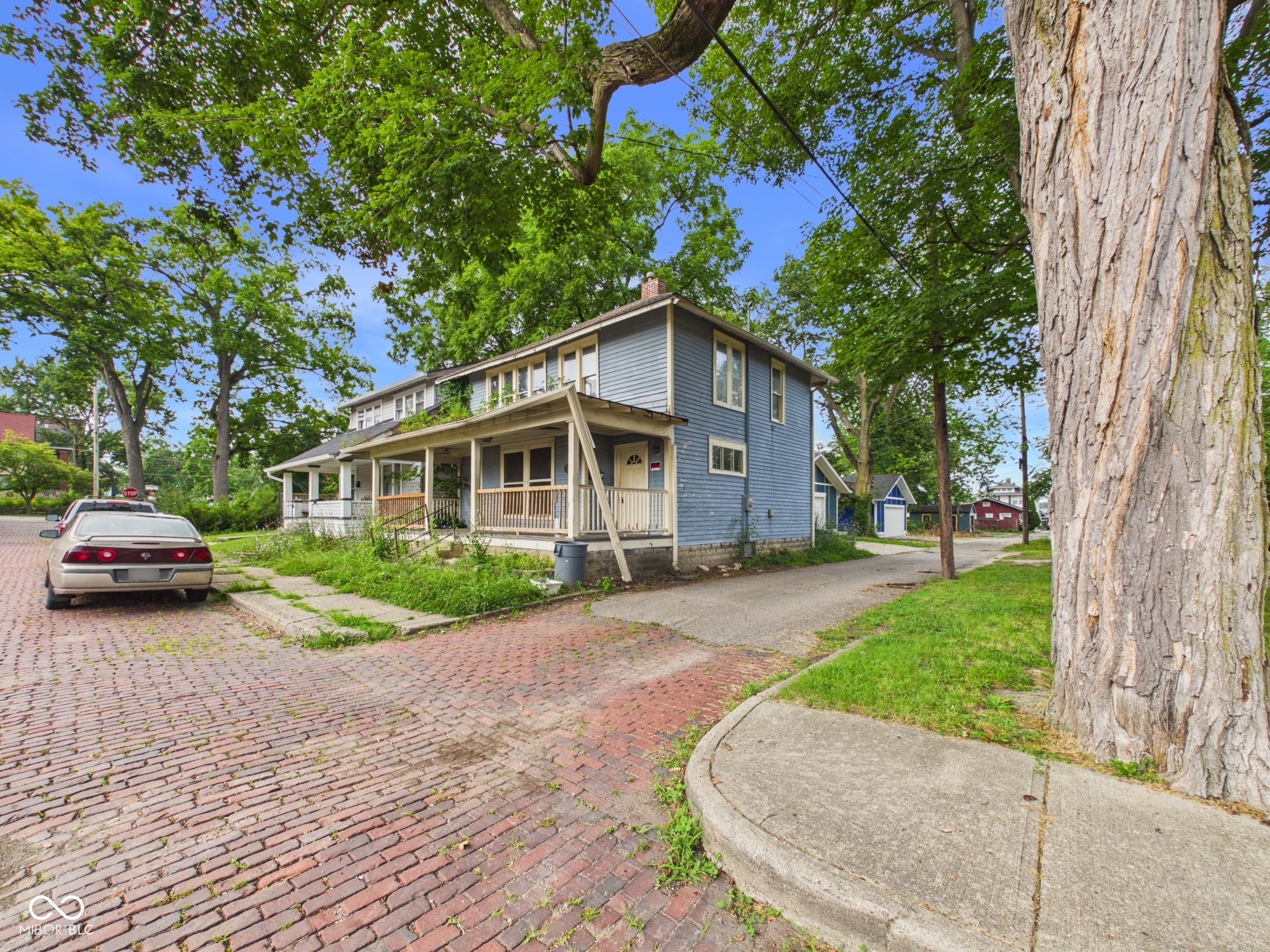 1021 Lincoln Street Anderson, IN 46016 - Photo 2 of 14