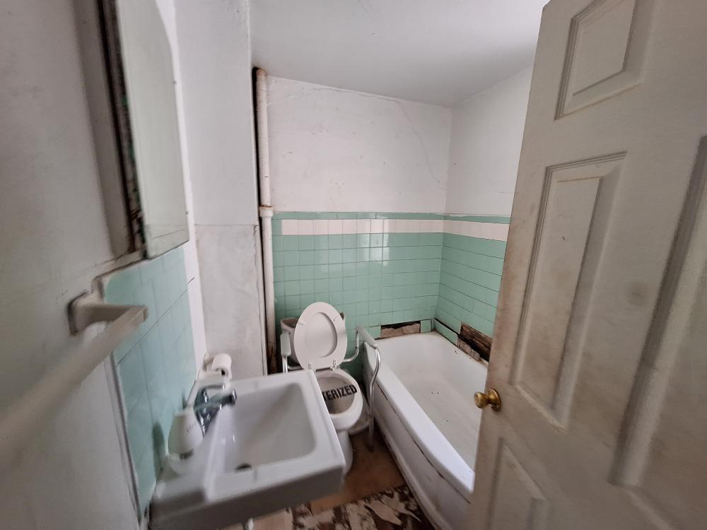 446 Wendel Road Irwin, PA 15642 - Photo 15 of 19 Gallery Image 15