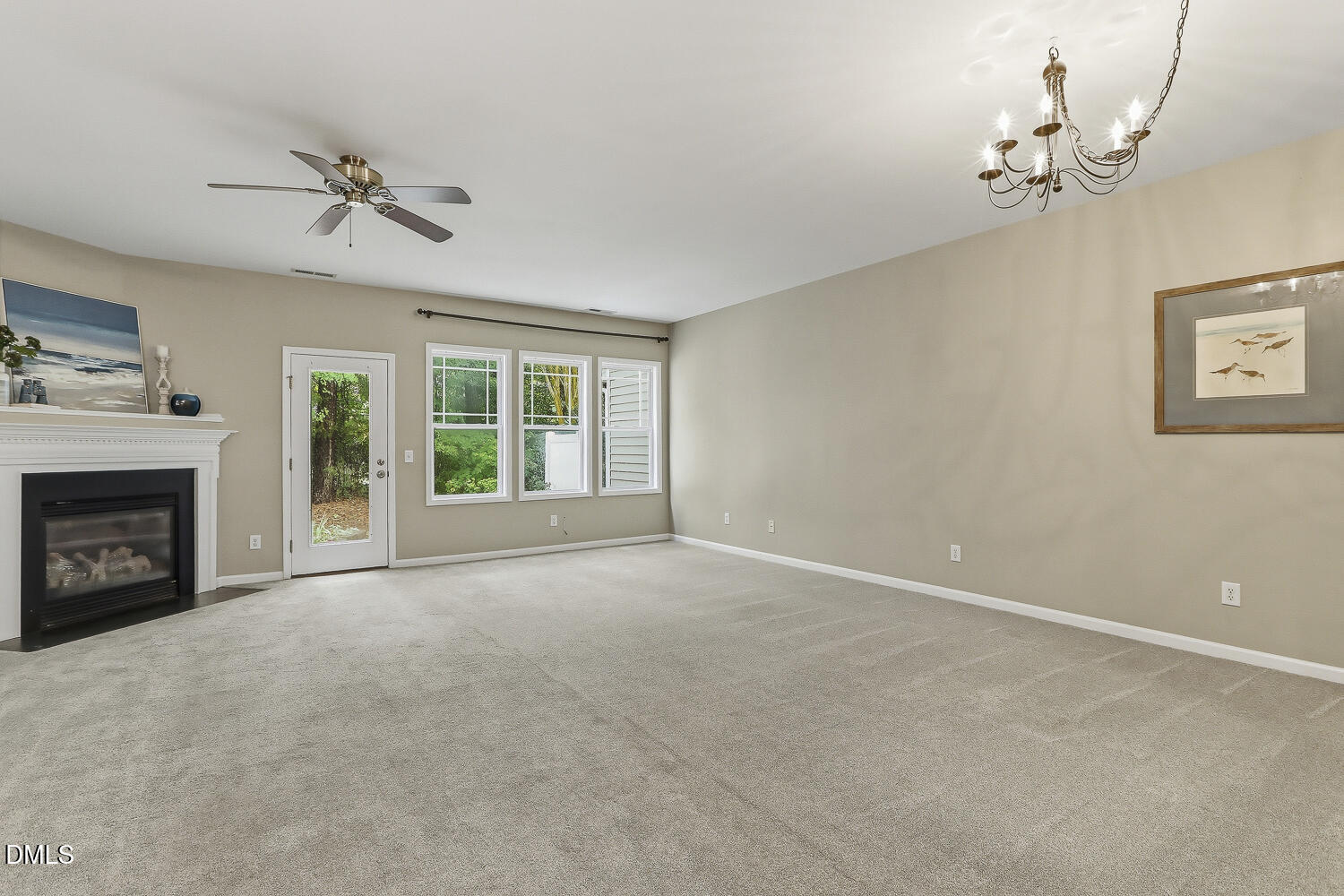 2506 Bryarton Village Way Raleigh, NC 27606 - Photo 9 of 36 015