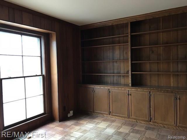 207 Lewiston Road Grosse Pointe Farms, MI 48236 - Photo 16 of 32