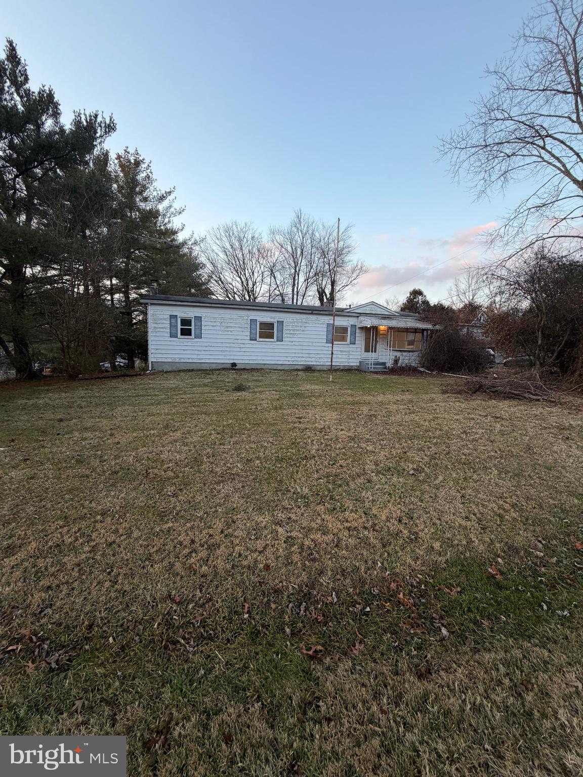 3018 Philadelphia Road Abingdon, MD 21009 - Photo 2 of 20 a view of a big yard