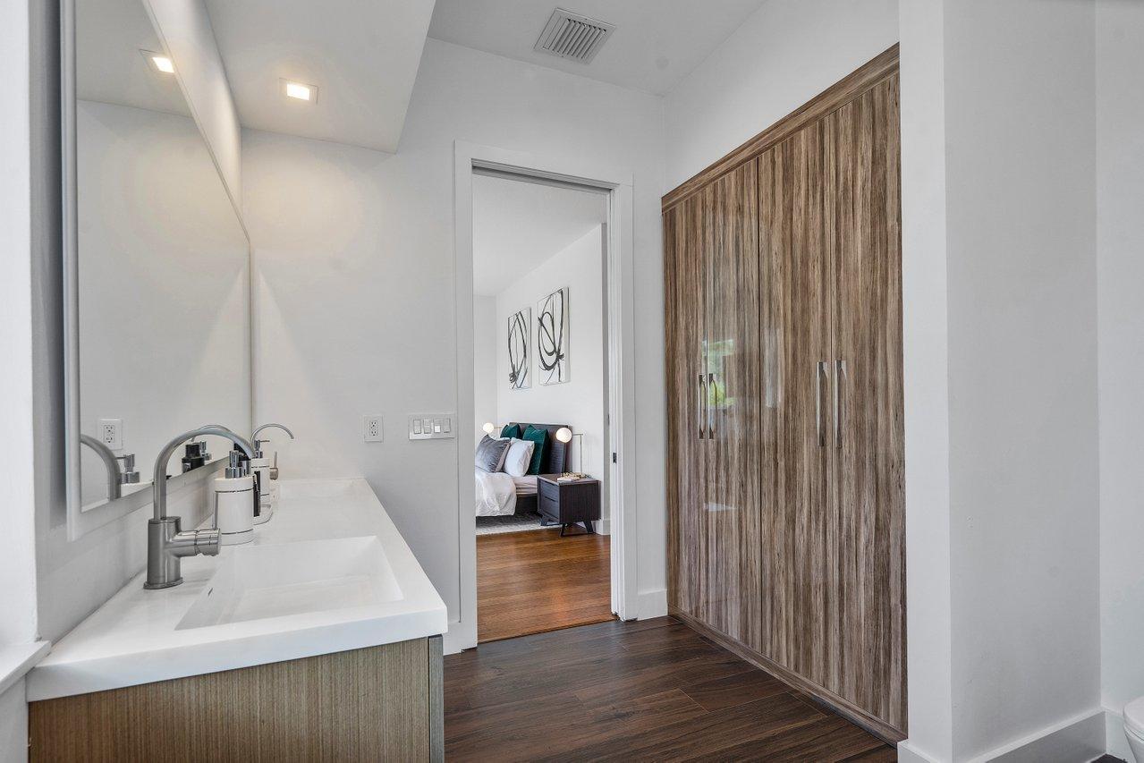 120 Beverly Road West Palm Beach, FL 33405 - Photo 22 of 43 120BEVERLY14