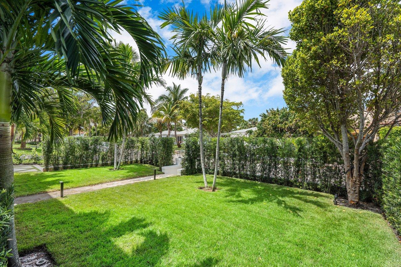 120 Beverly Road West Palm Beach, FL 33405 - Photo 3 of 43 120BEVERLY03