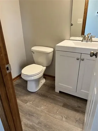 $225,000 | 1611 Southwest Highland Drive, Lee's Summit, MO 64081