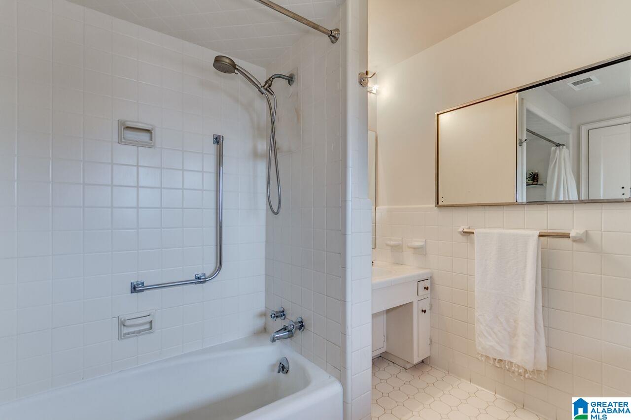 4243 Altamont Road Birmingham, AL 35213 - Photo 24 of 29