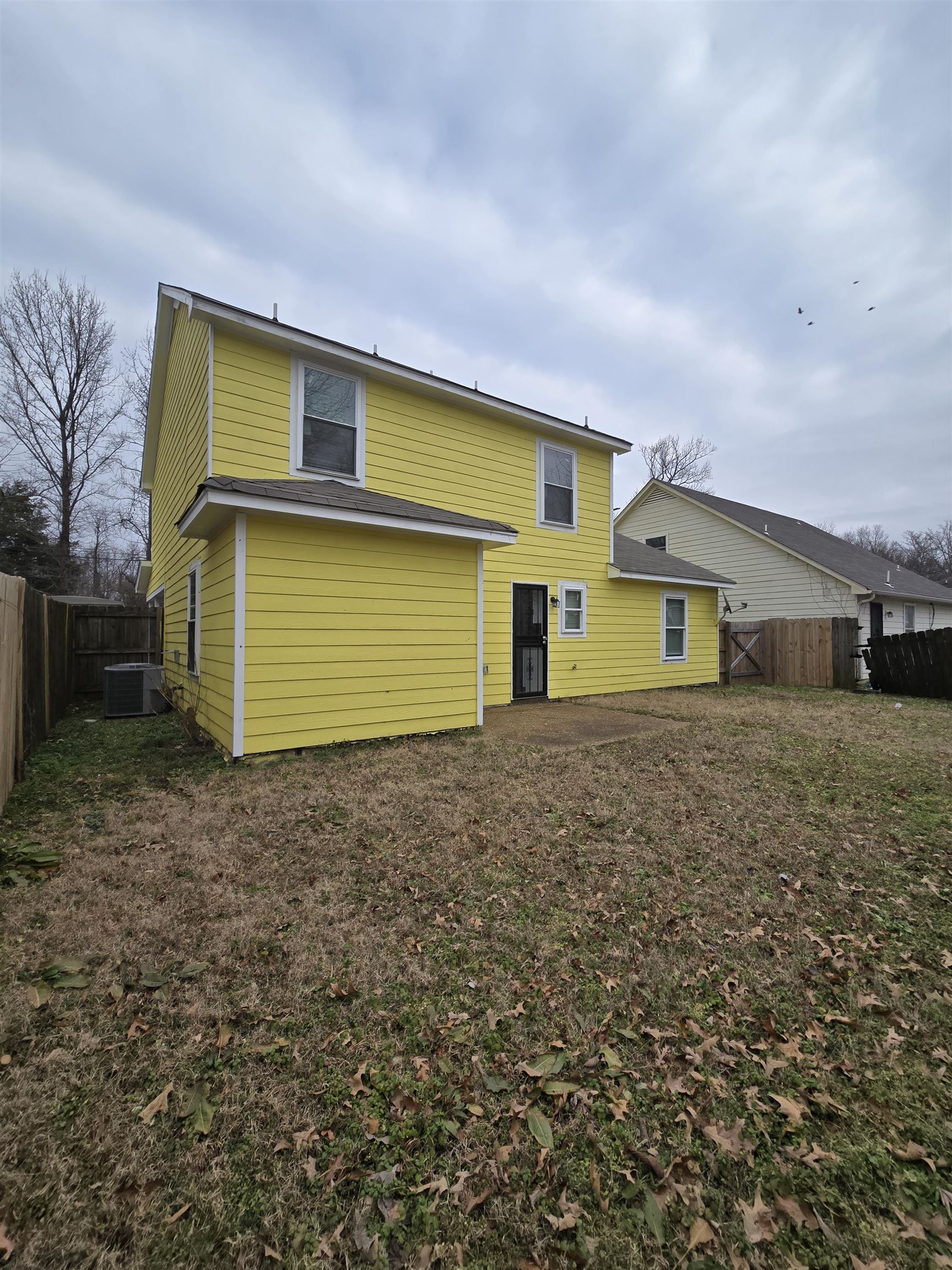 4709 Old Raleigh Millington Road Memphis, TN 38128 - Photo 2 of 7 a front view of a house with a yard