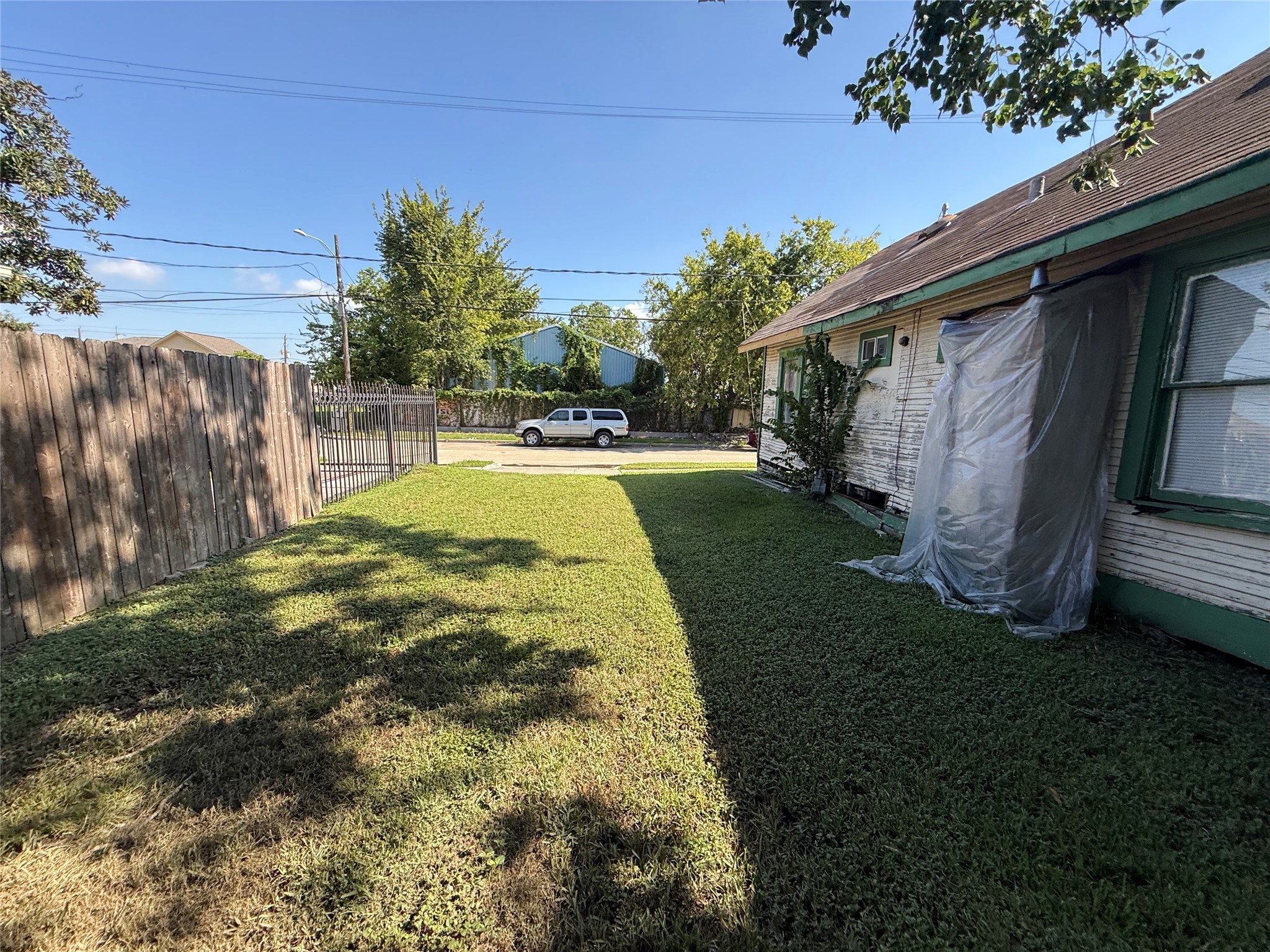 1109 North 67th Street Houston, TX 77011 - Photo 9 of 22 a view of swimming pool with a backyard
