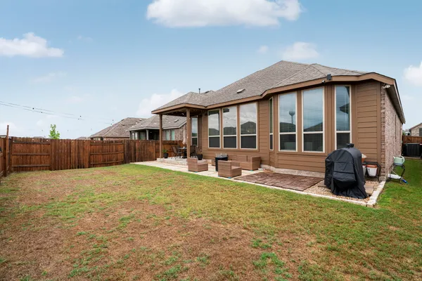 $359,900 | 149 Biscayne Bay Bend, Kyle, TX 78640