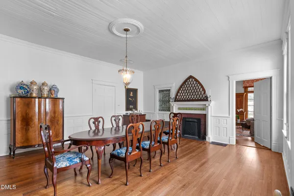 $3,500,000 | 318 North Churton Street, Hillsborough, NC 27278