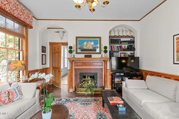 $3,500,000 | 318 North Churton Street, Hillsborough, NC 27278