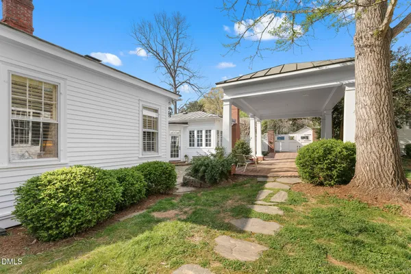 $3,500,000 | 318 North Churton Street, Hillsborough, NC 27278