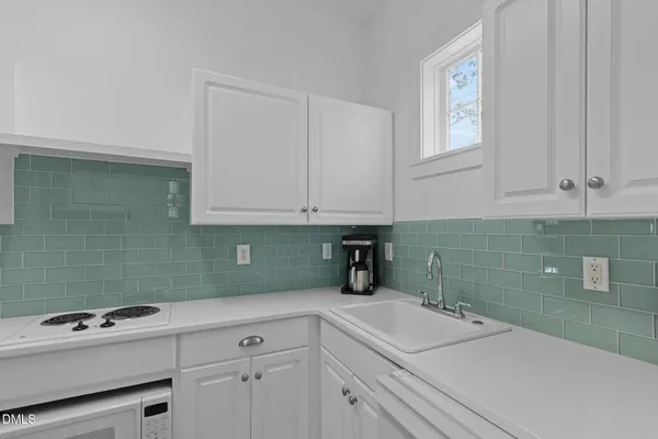 $3,500,000 | 318 North Churton Street, Hillsborough, NC 27278