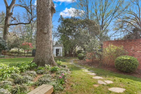 $3,500,000 | 318 North Churton Street, Hillsborough, NC 27278