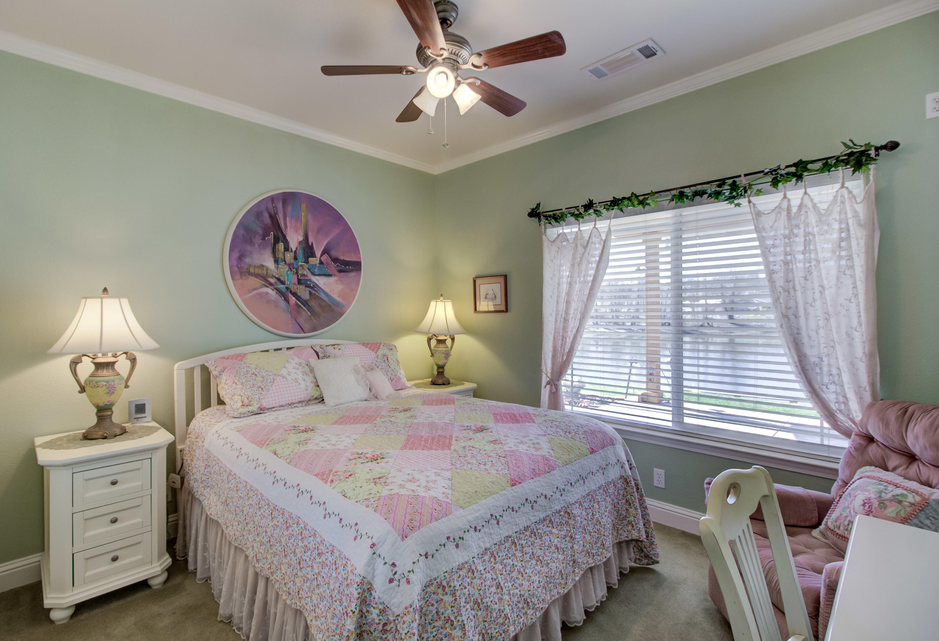 18740 Saddleback Ridge Loop Cottonwood, CA 96022 - Photo 17 of 66 Bedroom 1