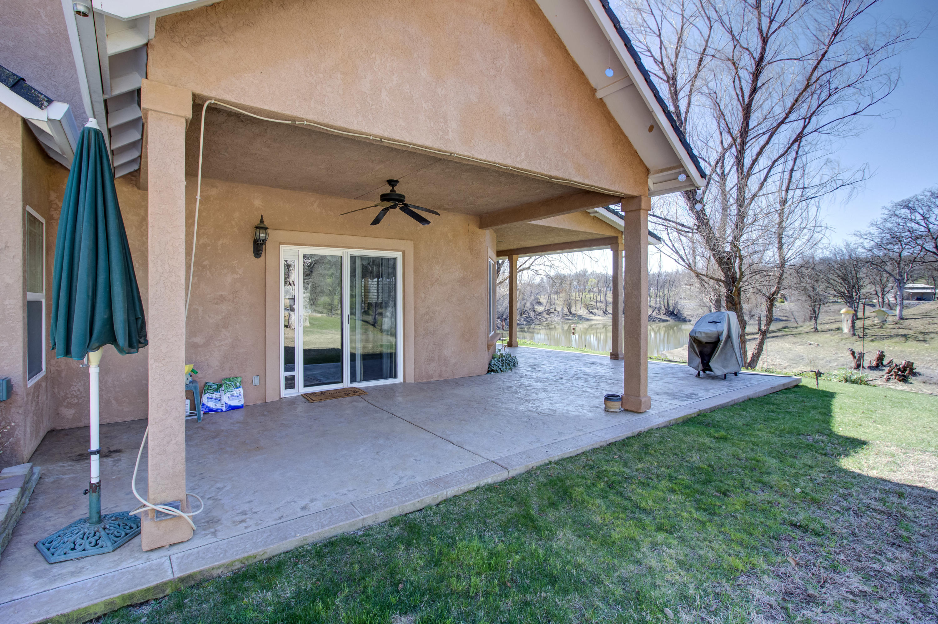 18740 Saddleback Ridge Loop Cottonwood, CA 96022 - Photo 45 of 66 Back Patio