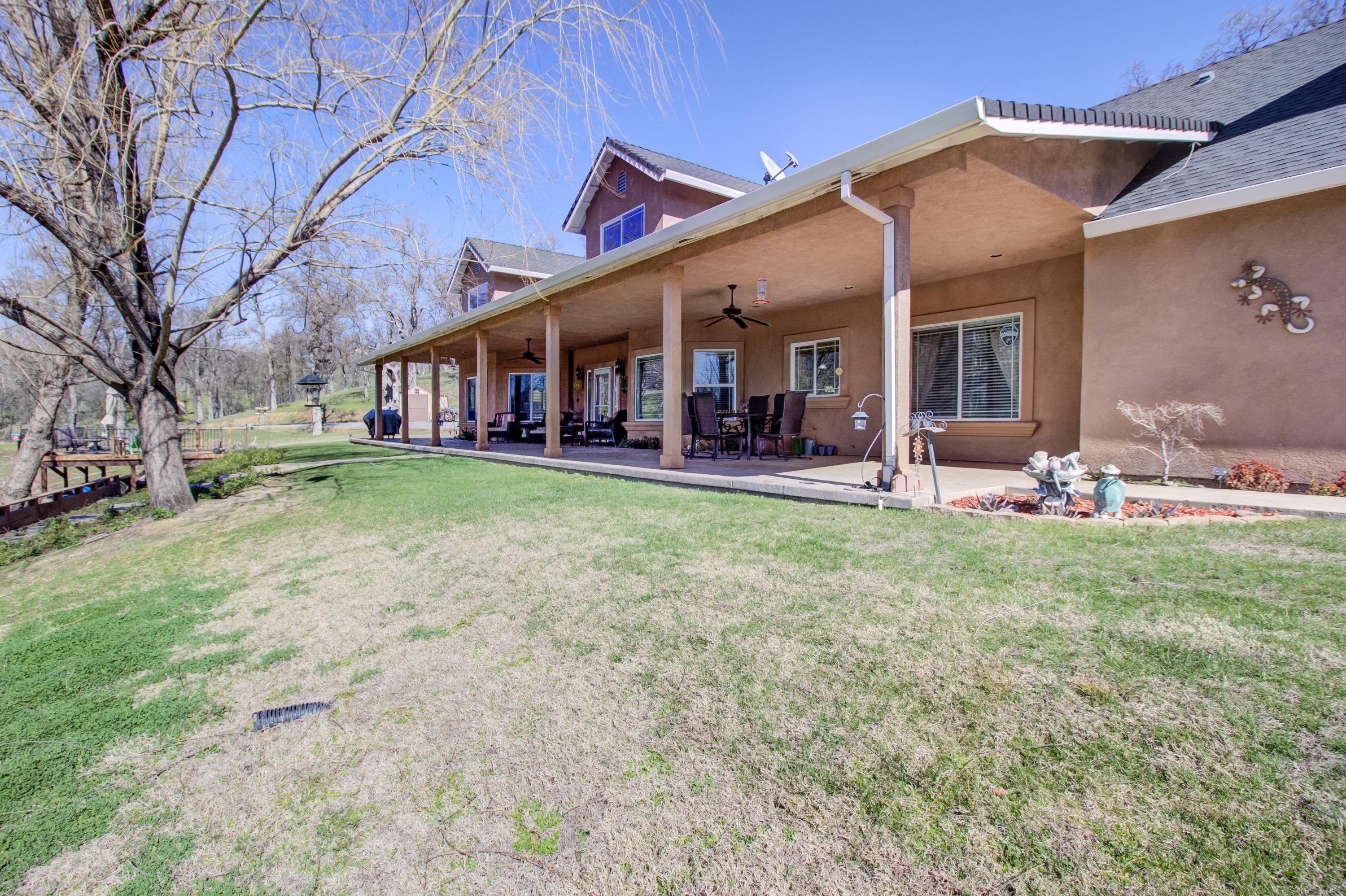18740 Saddleback Ridge Loop Cottonwood, CA 96022 - Photo 47 of 66 Large Frontyard
