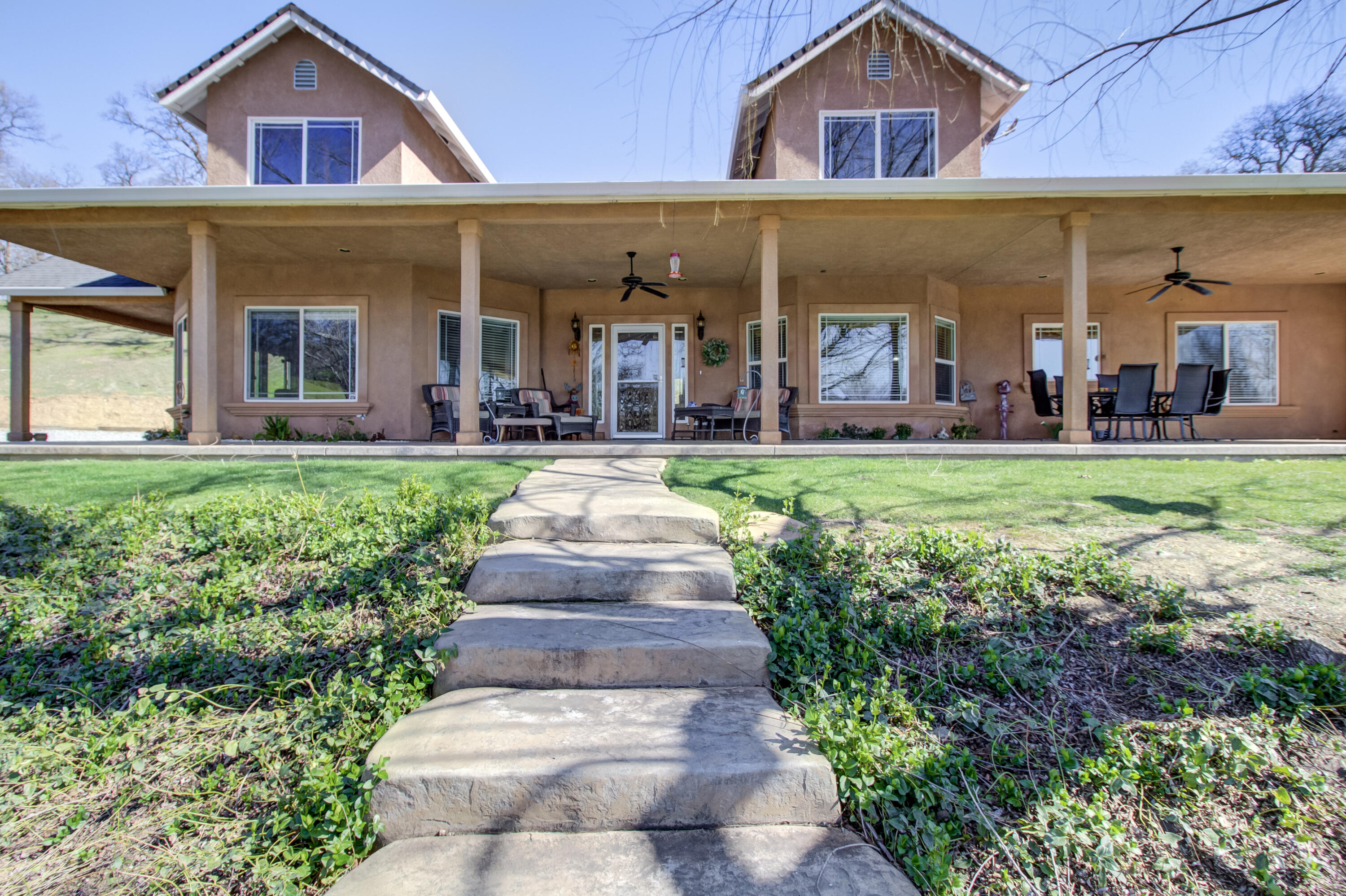18740 Saddleback Ridge Loop Cottonwood, CA 96022 - Photo 48 of 66 Large front patio