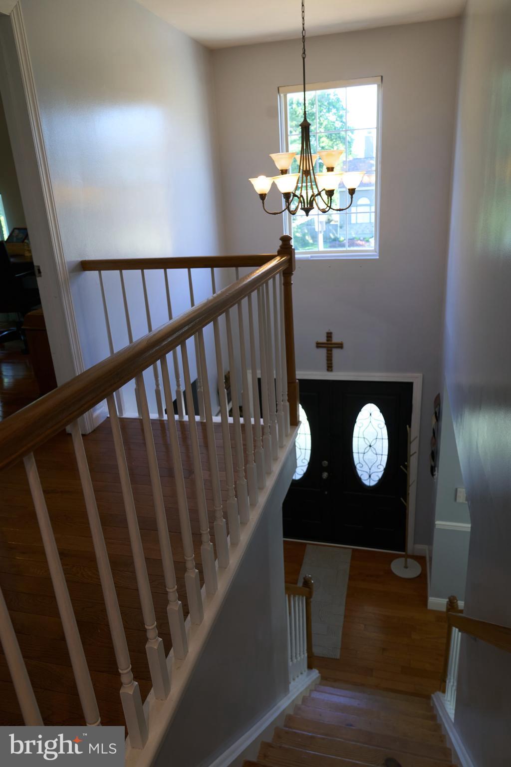 8905 Springview Road Philadelphia, PA 19115 - Photo 51 of 59 Second Floor Landing