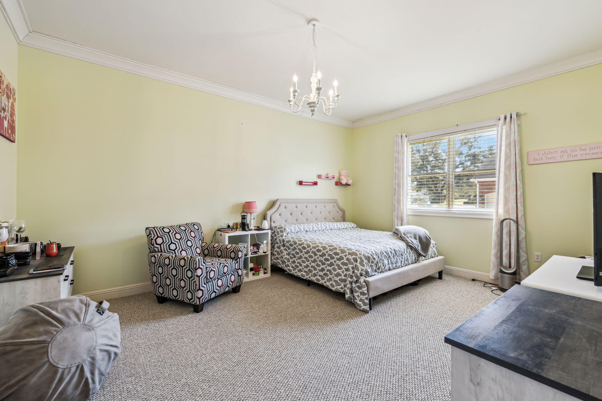 8 Weekewachee Circle Destin, FL 32541 - Photo 29 of 33 a bedroom with bed and a window