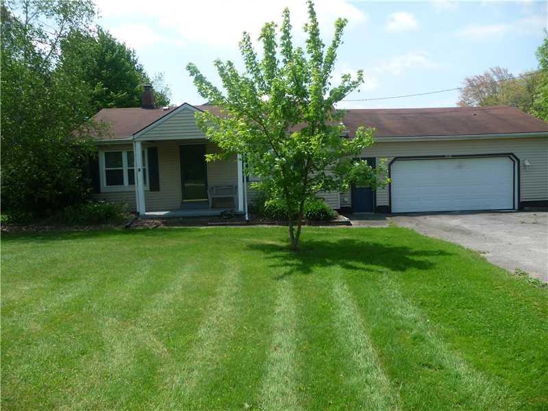 2958 Longview Road Hermitage, PA 16148 - Photo 1 of 12 Exterior Front.