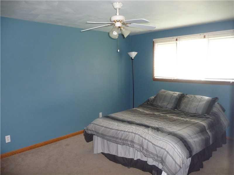2958 Longview Road Hermitage, PA 16148 - Photo 7 of 12 Bedroom.