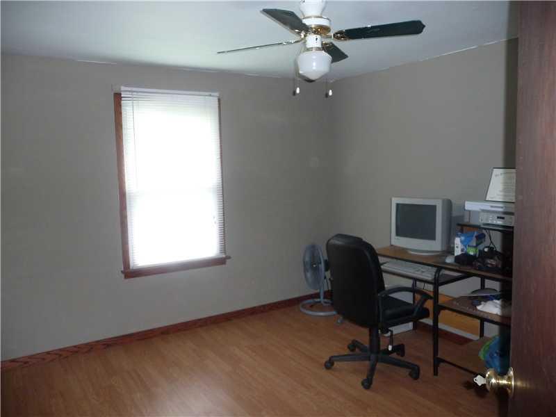 2958 Longview Road Hermitage, PA 16148 - Photo 8 of 12 Bedroom. 3rd bedroom used as office