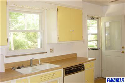 3411 Rolston Street Fort Wayne, IN 46805 - Photo 4 of 12 Gallery Image 4